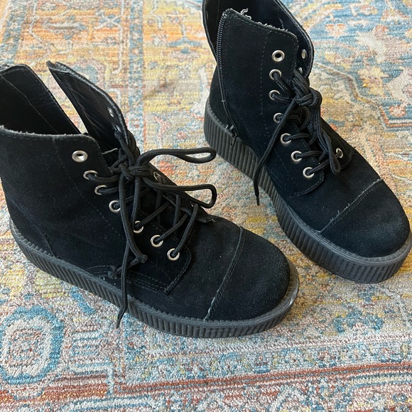 Tuk Black Platform Tie Up Boots - Picture 2 of 6